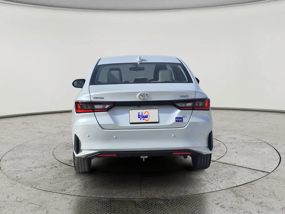 تويوتا يارس Y 2024 