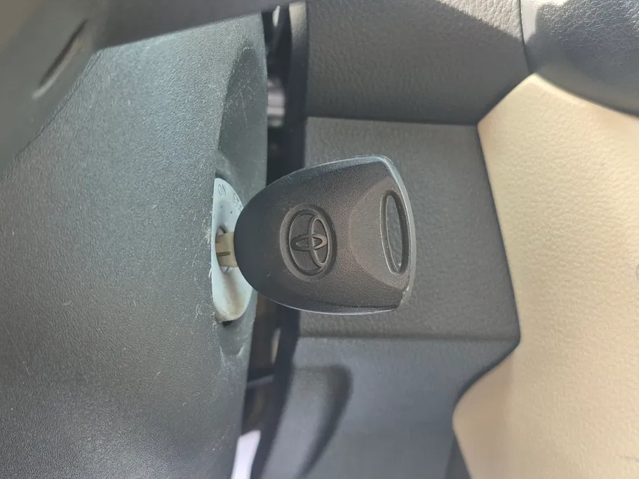 تويوتا يارس Y 2024 