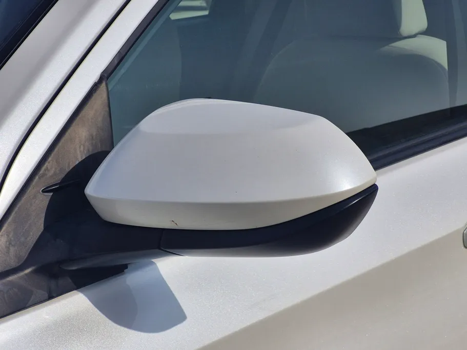 تويوتا يارس Y 2024 