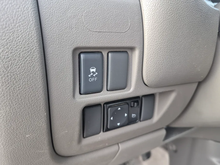 2022 Nissan Sunny SV Comfort 