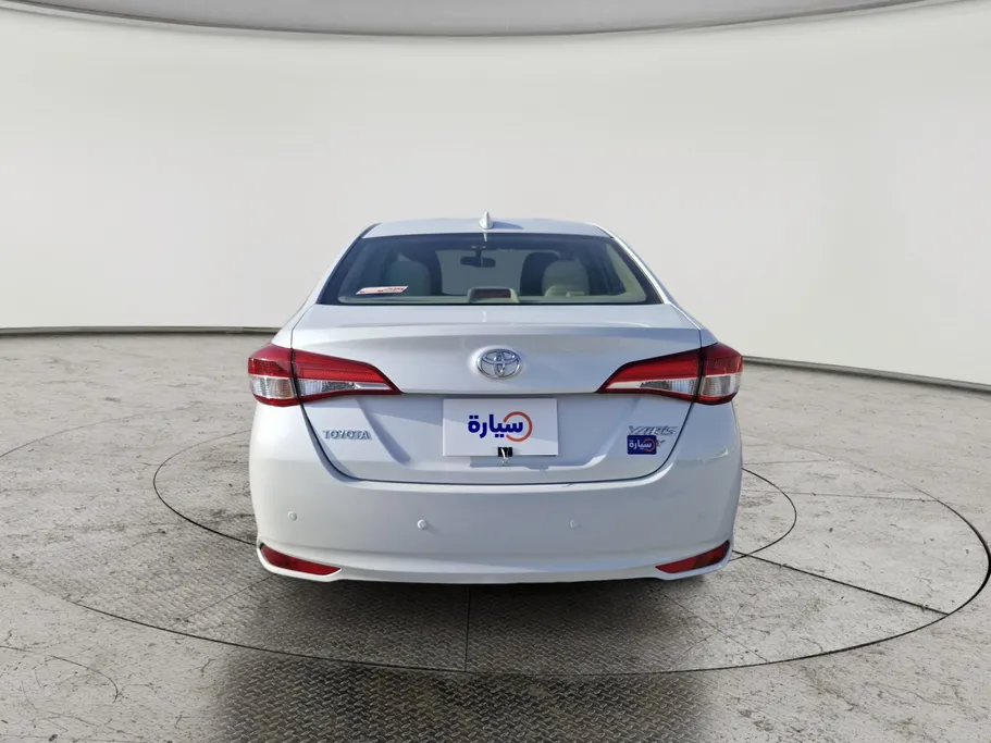 2022 Toyota Yaris  Y 