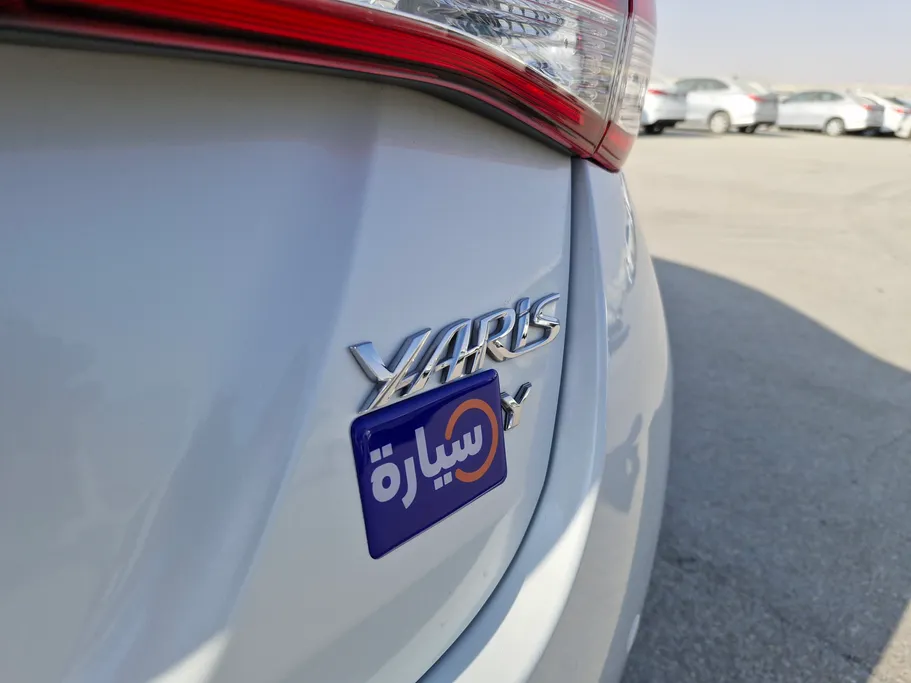 2022 Toyota Yaris  Y 