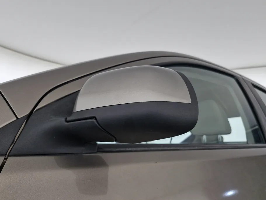 2022 Nissan Sunny Classic 