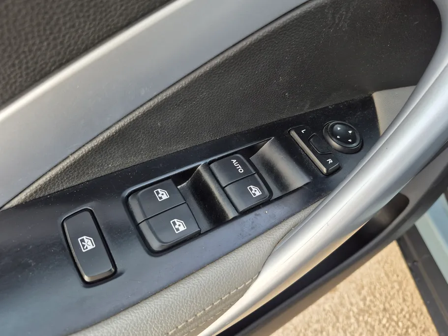 2023 Chevrolet Groove LT 