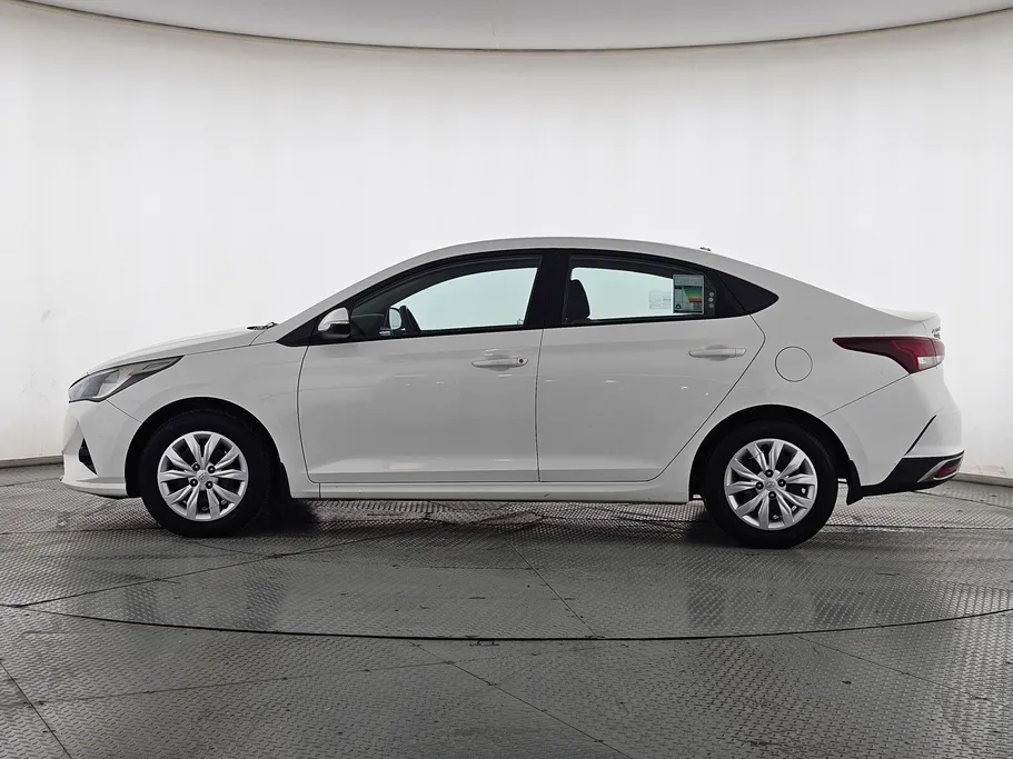 2022 Hyundai Accent Smart 