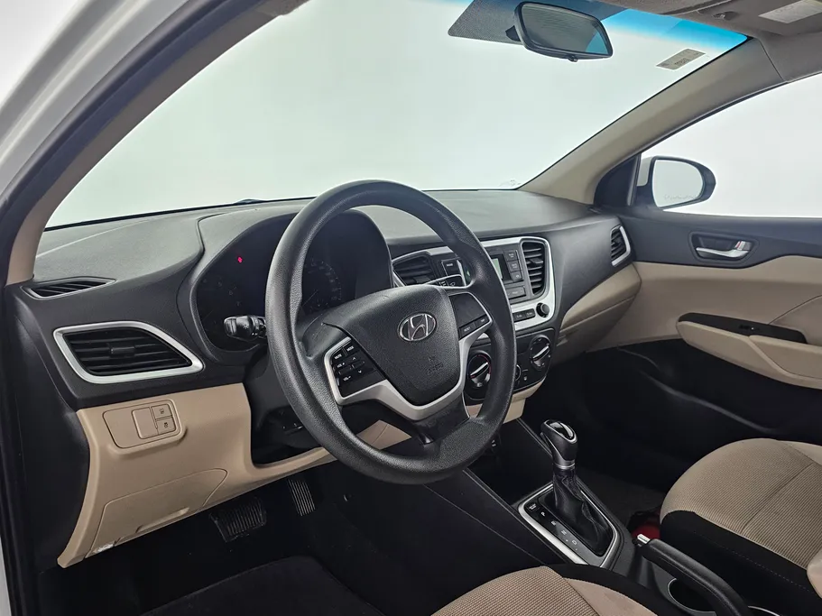 2022 Hyundai Accent Smart 