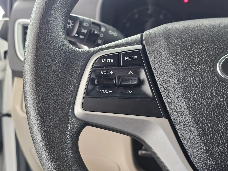 2022 Hyundai Accent Smart 