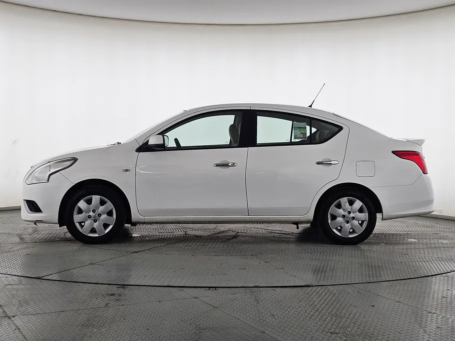 2022 Nissan Sunny SV 