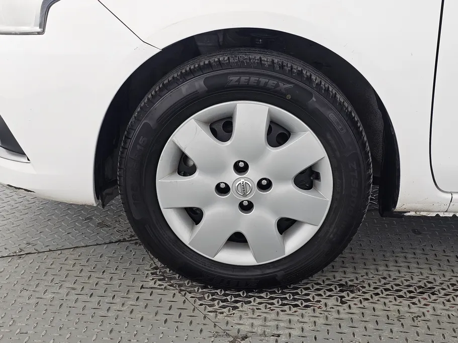 2022 Nissan Sunny SV 