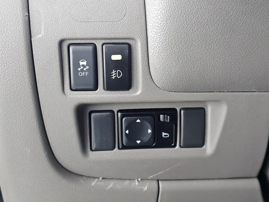 2022 Nissan Sunny SV 