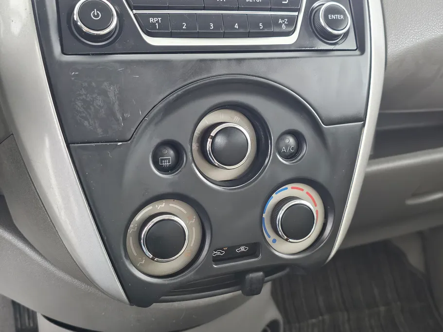 2022 Nissan Sunny SV 