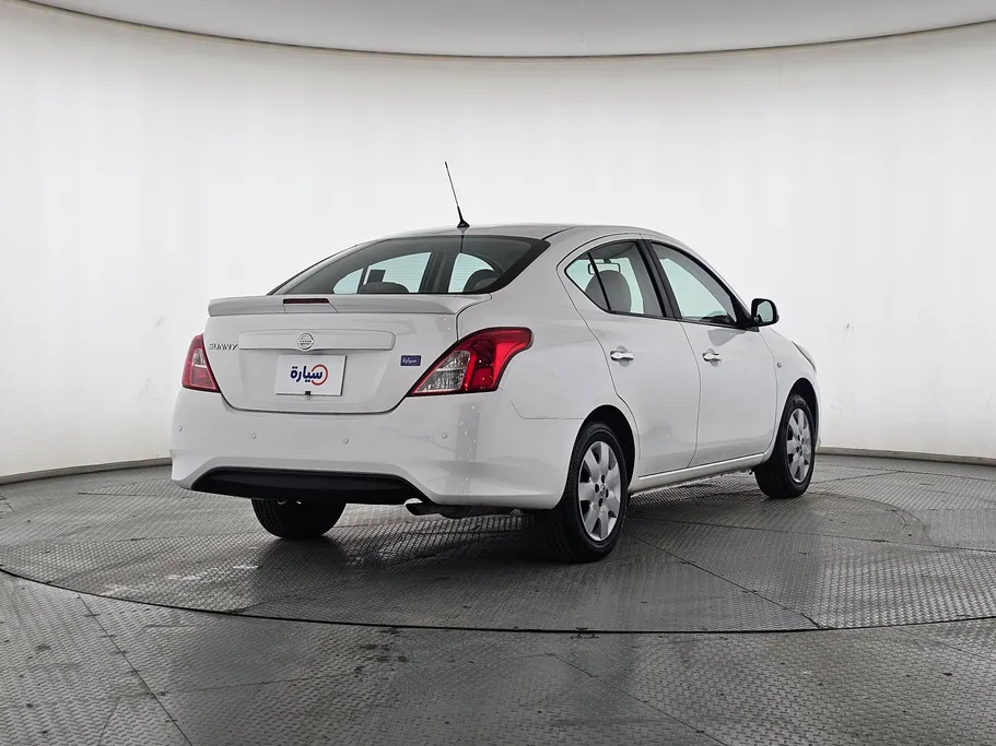 2022 Nissan Sunny SV 