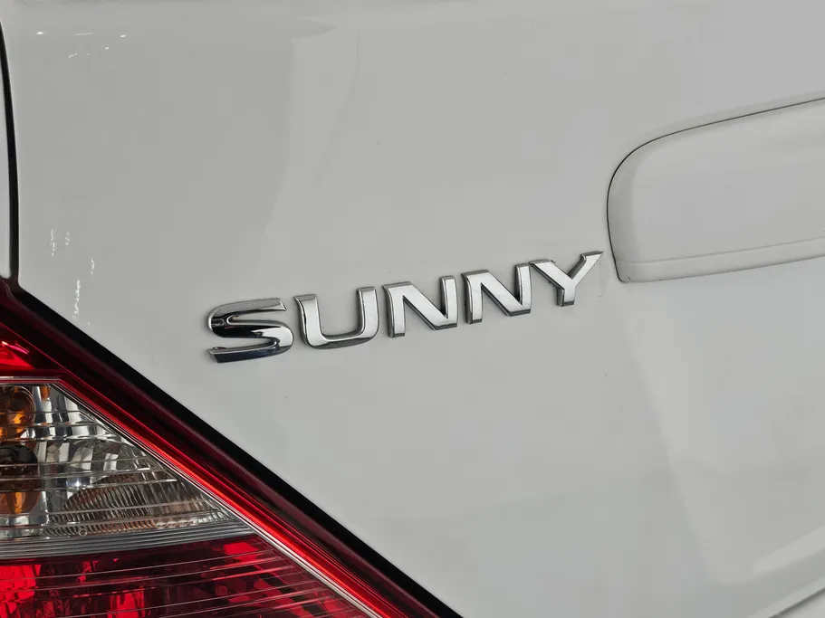 2022 Nissan Sunny SV 
