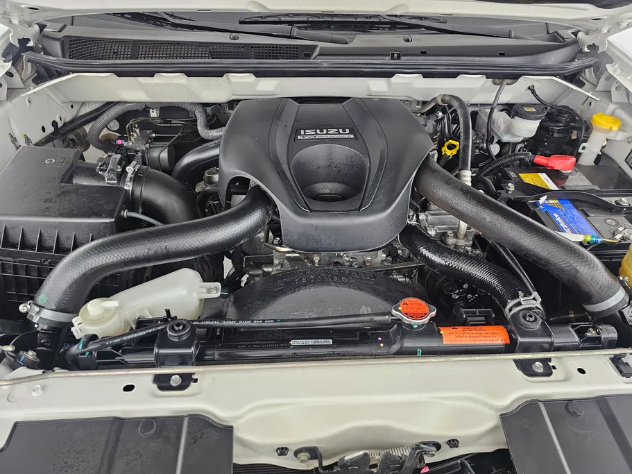 2023 Isuzu D-max Double Cab 