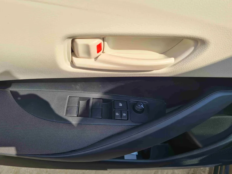 2026 Toyota Corolla XLI Executive Moonroof 