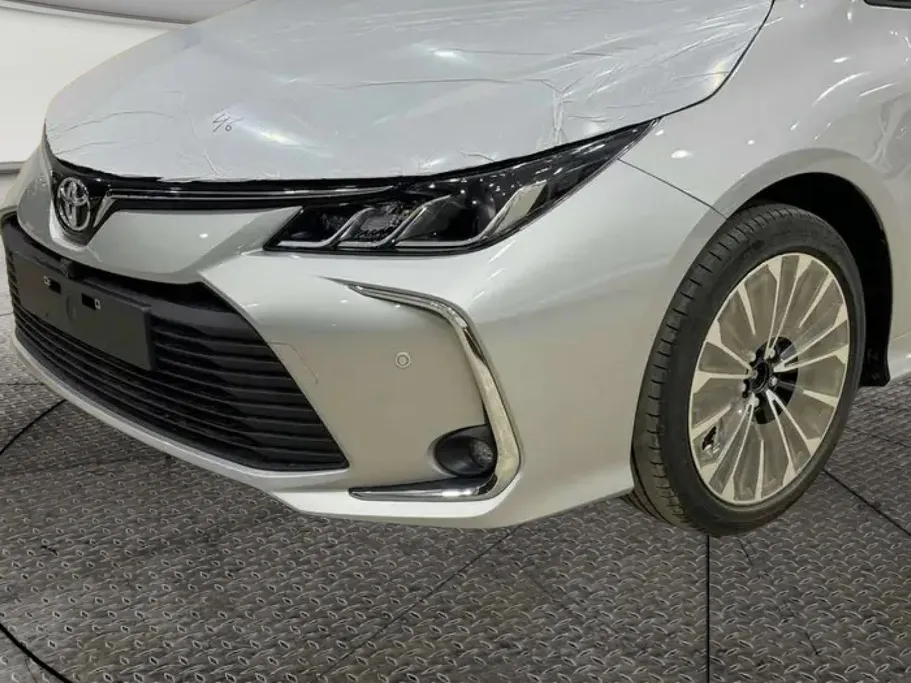 2026 Toyota Corolla XLI Executive Moonroof 