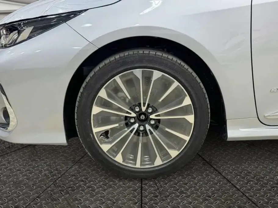 2026 Toyota Corolla XLI Executive Moonroof 