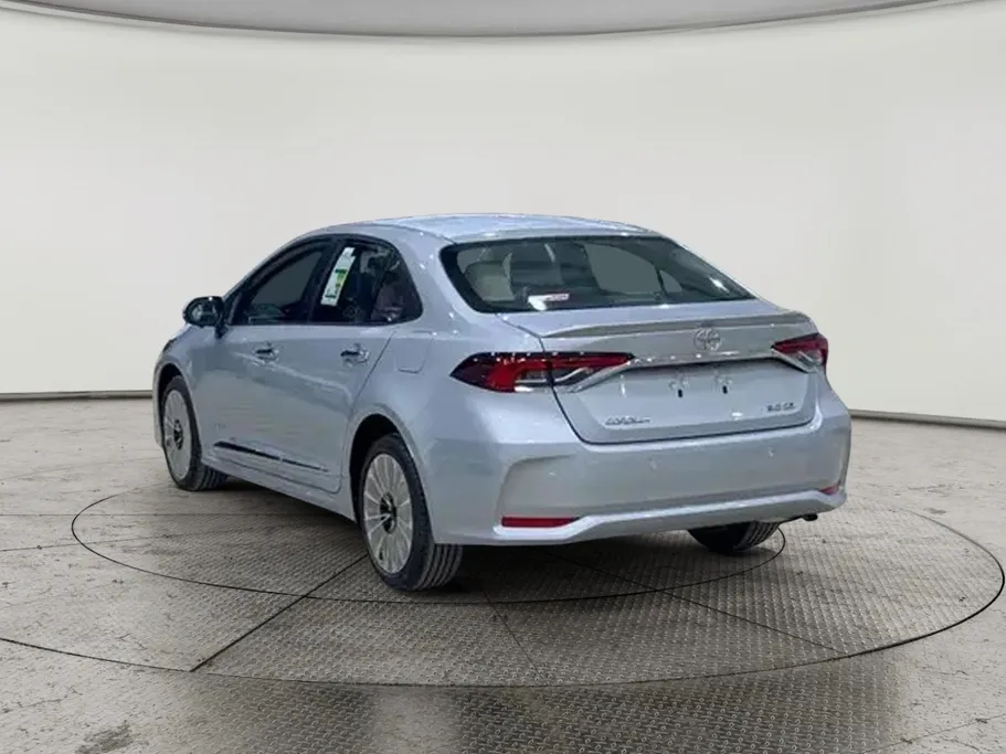 2026 Toyota Corolla XLI Executive Moonroof 