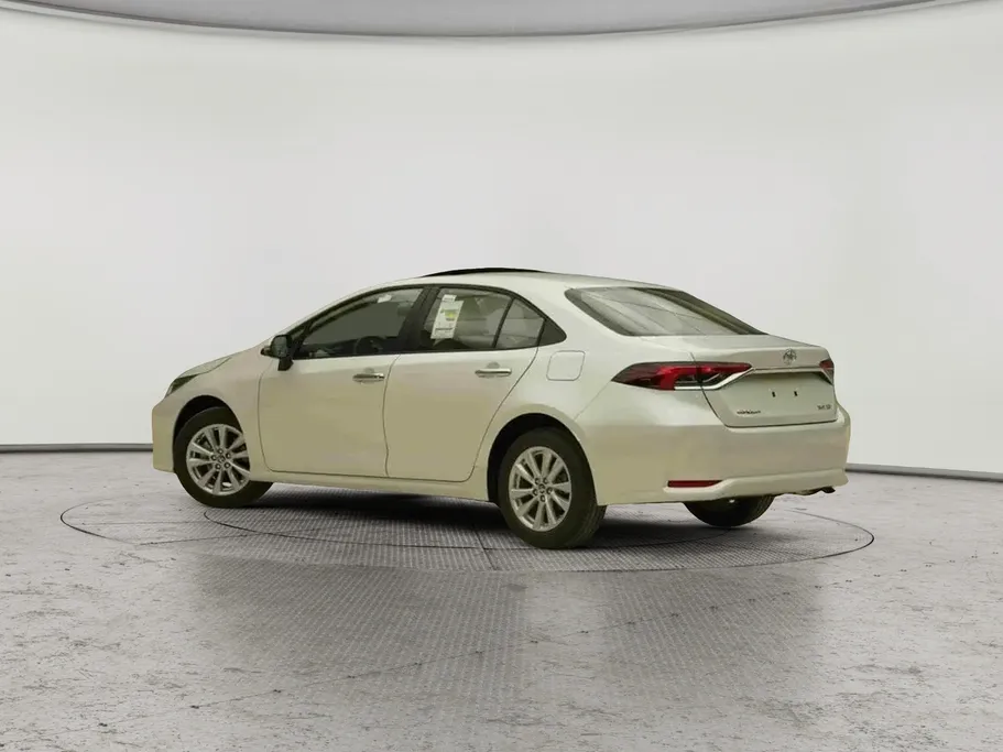 2025 Toyota Corolla XLI Executive Moonroof 