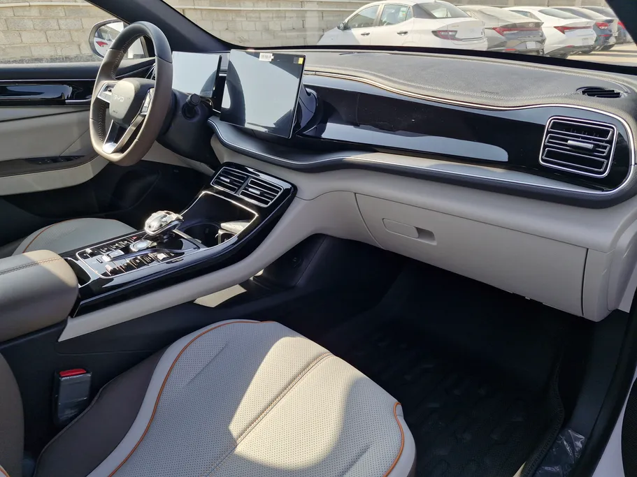 بي واي دي تشين بلس كمفورت 2025 