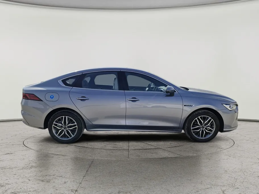 بي واي دي تشين بلس كمفورت 2025 