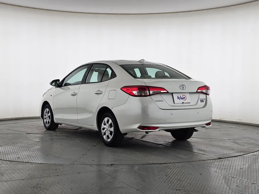 2021 Toyota Yaris  Y 