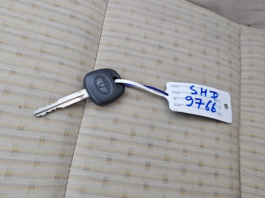 2021 Toyota Yaris  Y 