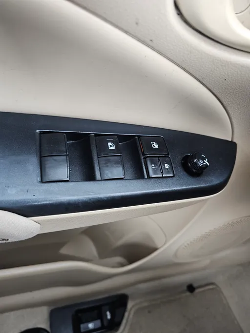 2021 Toyota Yaris  Y 