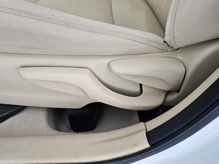 2021 Toyota Yaris  Y 