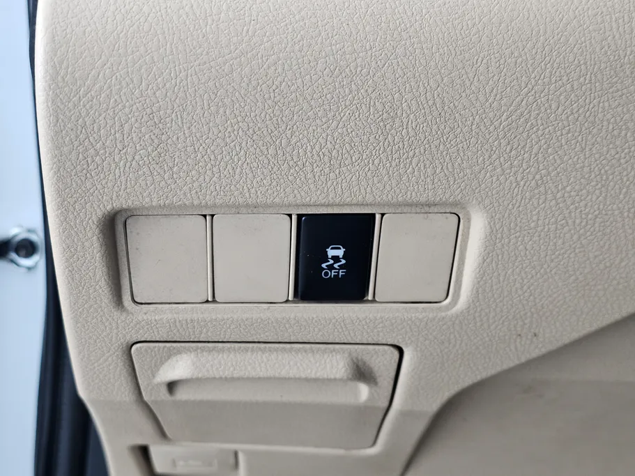 2021 Toyota Yaris  Y 