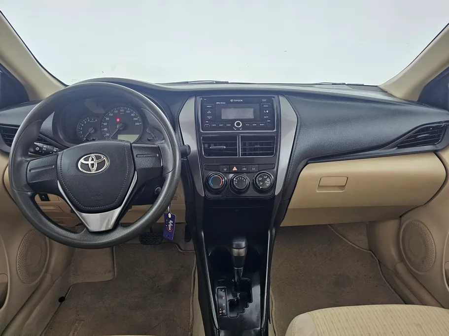 2021 Toyota Yaris  Y 