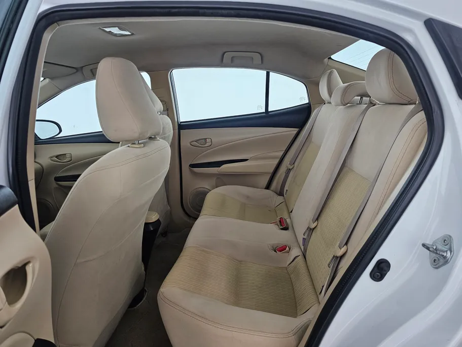 2021 Toyota Yaris  Y 