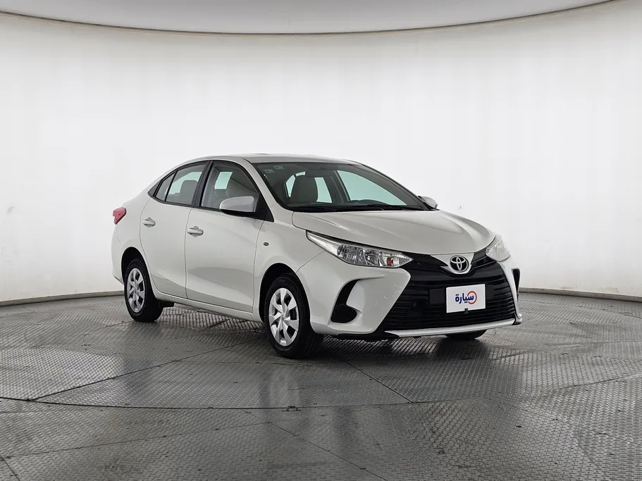 2021 Toyota Yaris  Y 