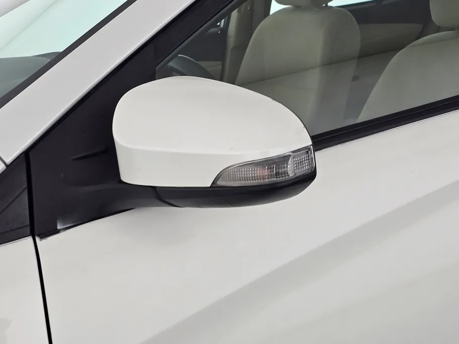 2021 Toyota Yaris  Y 