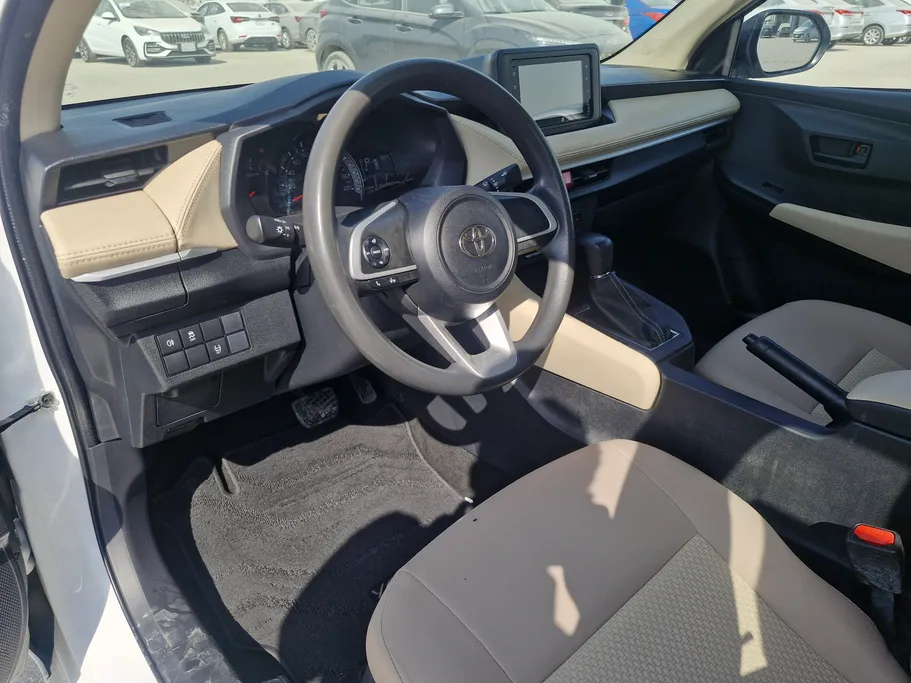 تويوتا يارس Y 2023 