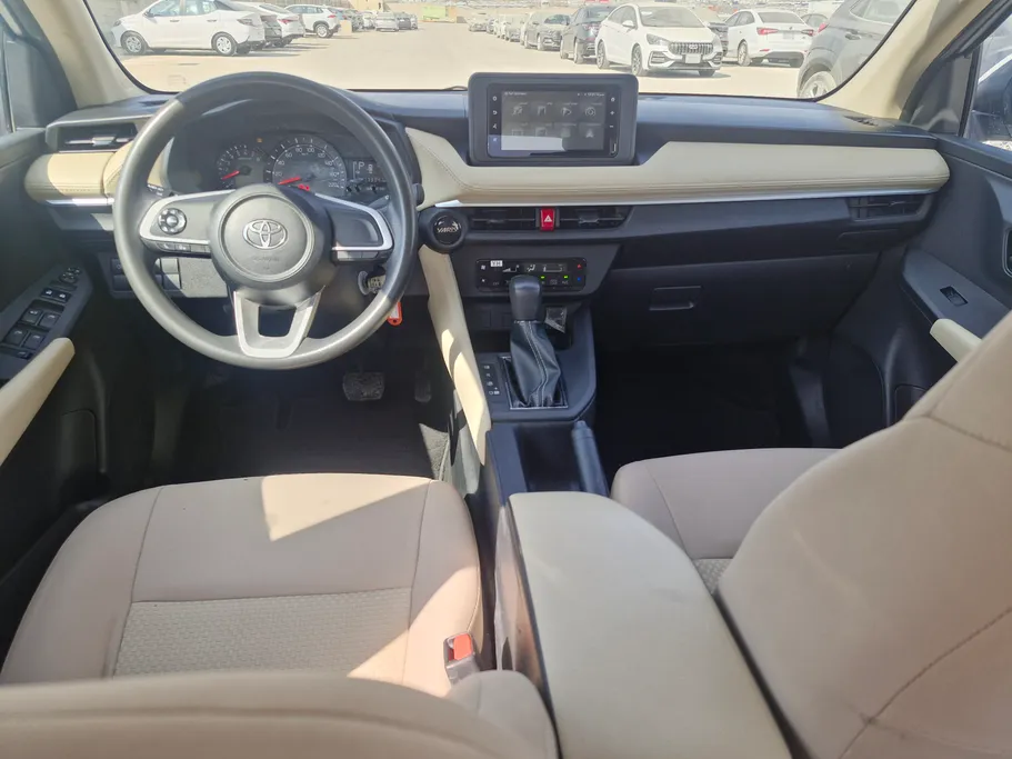 تويوتا يارس Y 2023 