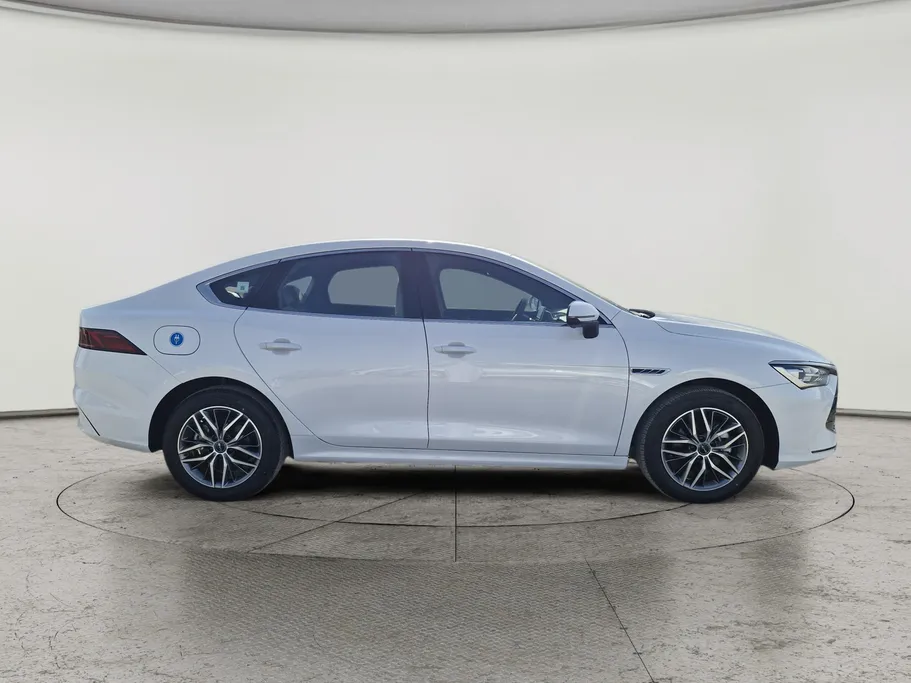 بي واي دي تشين بلس كمفورت 2025 