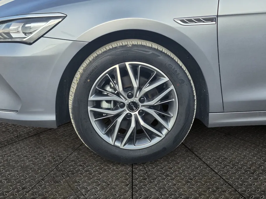 بي واي دي تشين بلس كمفورت 2025 