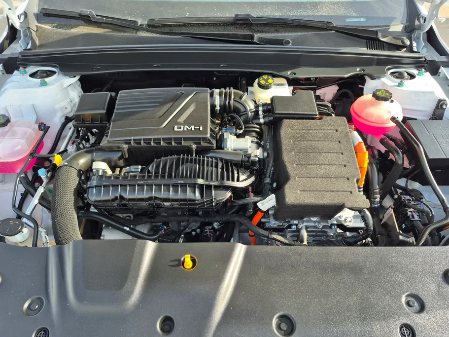 بي واي دي تشين بلس كمفورت 2025 