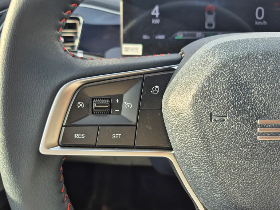 بي واي دي تشين بلس كمفورت 2025 