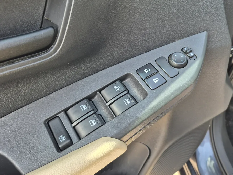 2024 Toyota Yaris  Y 