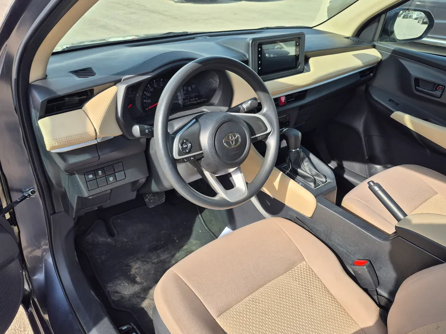 2024 Toyota Yaris  Y 