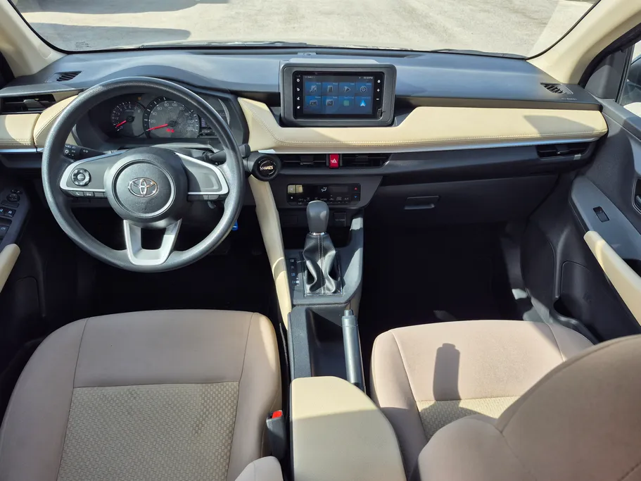 2024 Toyota Yaris  Y 