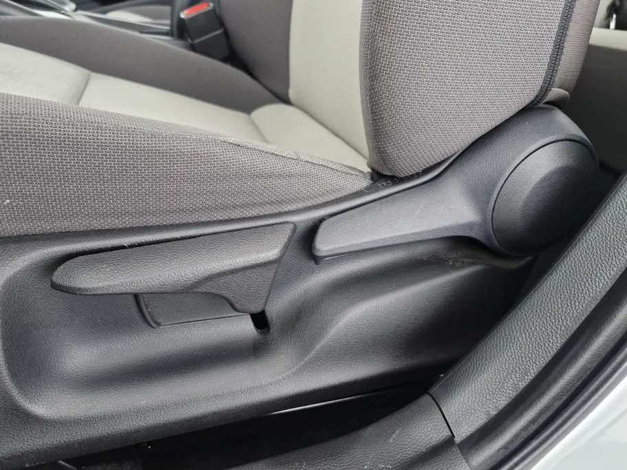 تويوتا كورولا XLI 2024 