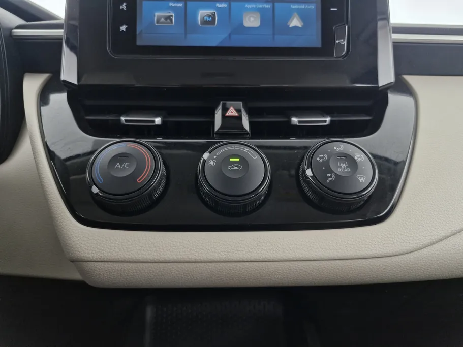 تويوتا كورولا XLI 2024 