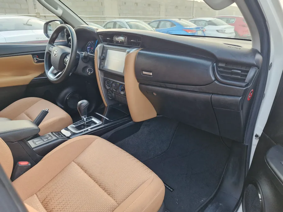 2022 Toyota Fortuner GX2 4x4 