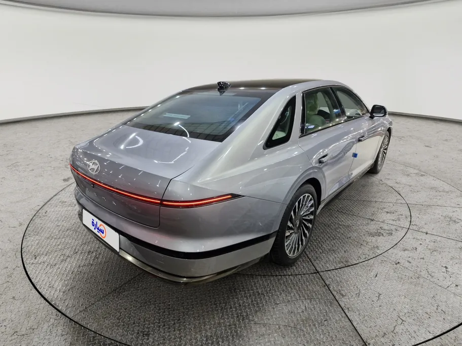 2024 Hyundai Azera calligraphy 