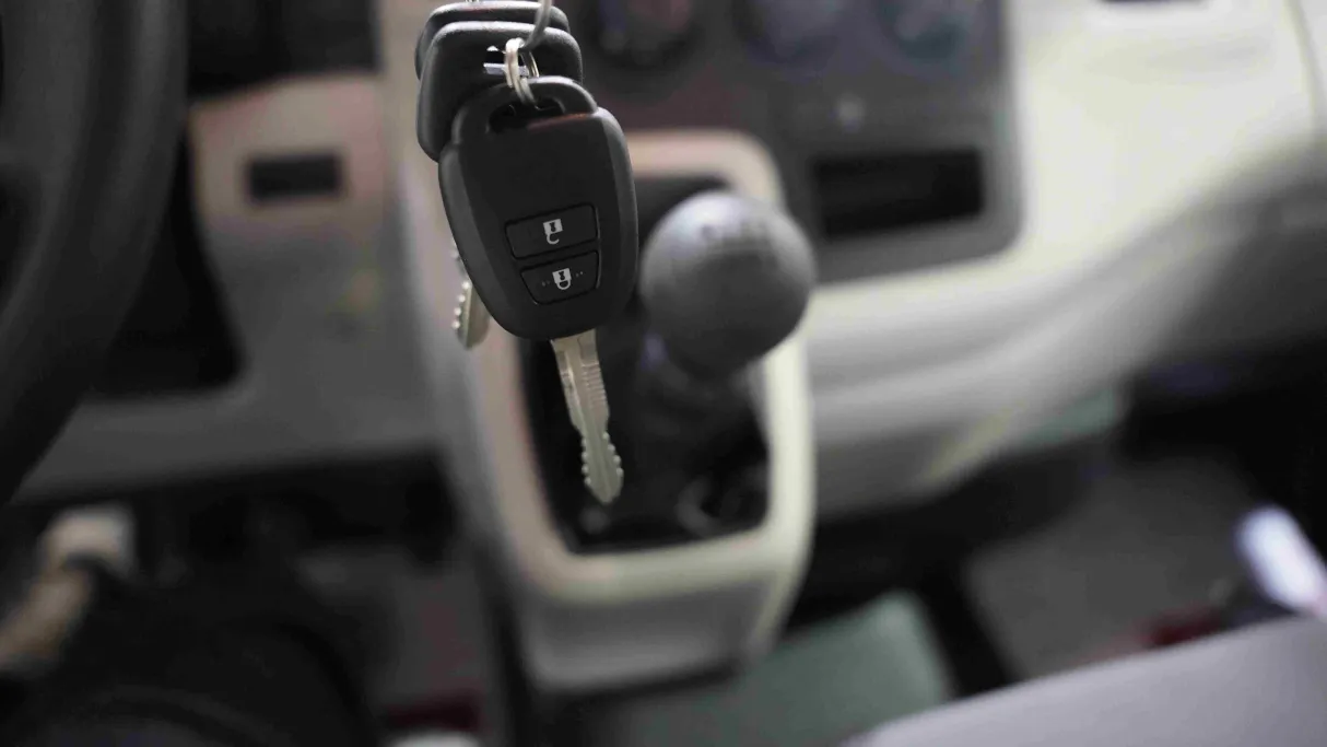 2026 Toyota Haice بضاعة سقف عالي 