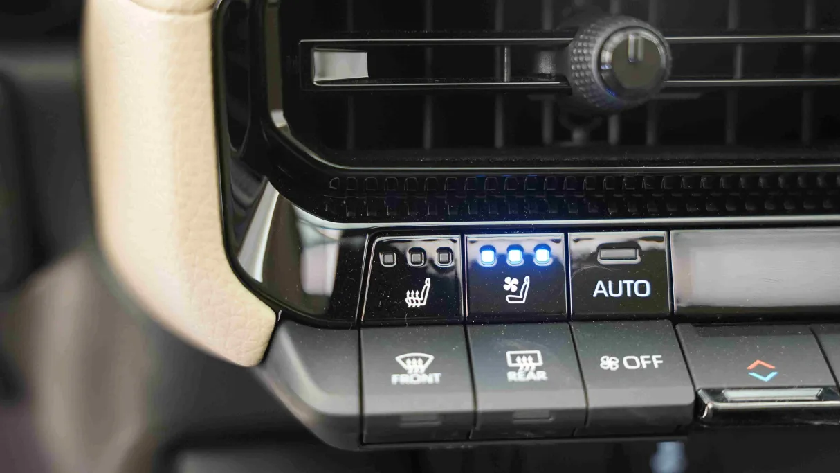 تويوتا برادو TXL2 Diesel 2026 