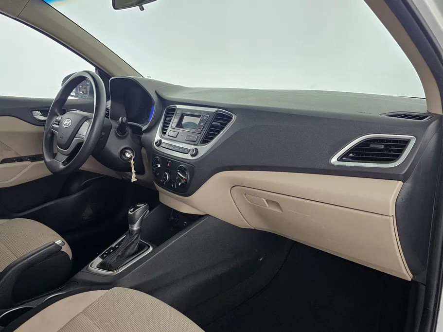 2022 Hyundai Accent Smart 